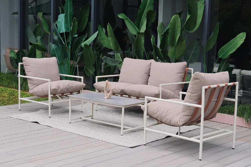 Outdoor Sofa vs. Outdoor Sectional: Which One to Choose?