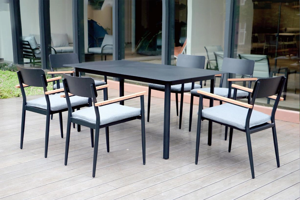Patio Dining Tables